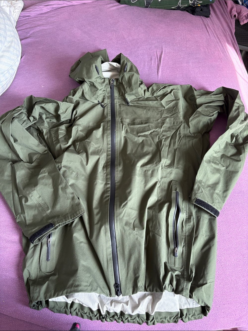 Muji Olive Green Hooded Raincoat with Front Zipper